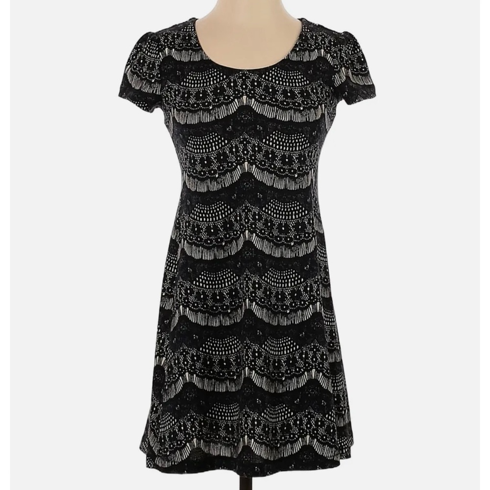 Urban Outfitters Kimchi Blue Dress
